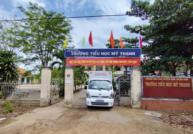 Ngày hội Văn hóa đọc và lễ trao tặng tủ sách tại Trường Tiểu học Mỹ Thạnh