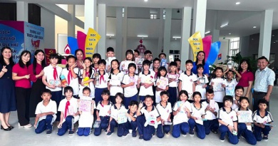 Thư viện tỉnh Lâm Đồng tổ chức Tuần lễ sáng tạo “Vẽ bìa sách yêu thích” trong chuỗi hoạt động “Mỗi tuần một sự kiện”