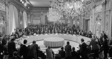 Ngày ký hiệp định Paris chấm dứt chiến tranh, lập lại hoà bình ở Việt Nam (27/01/1973)