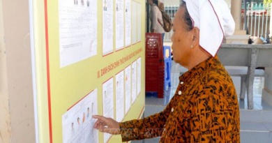 Rộn ràng không khí ngày hội bầu cử tại vùng đồng bào dân tộc